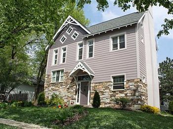 Plum Grove Inn Iowa City Exterior photo